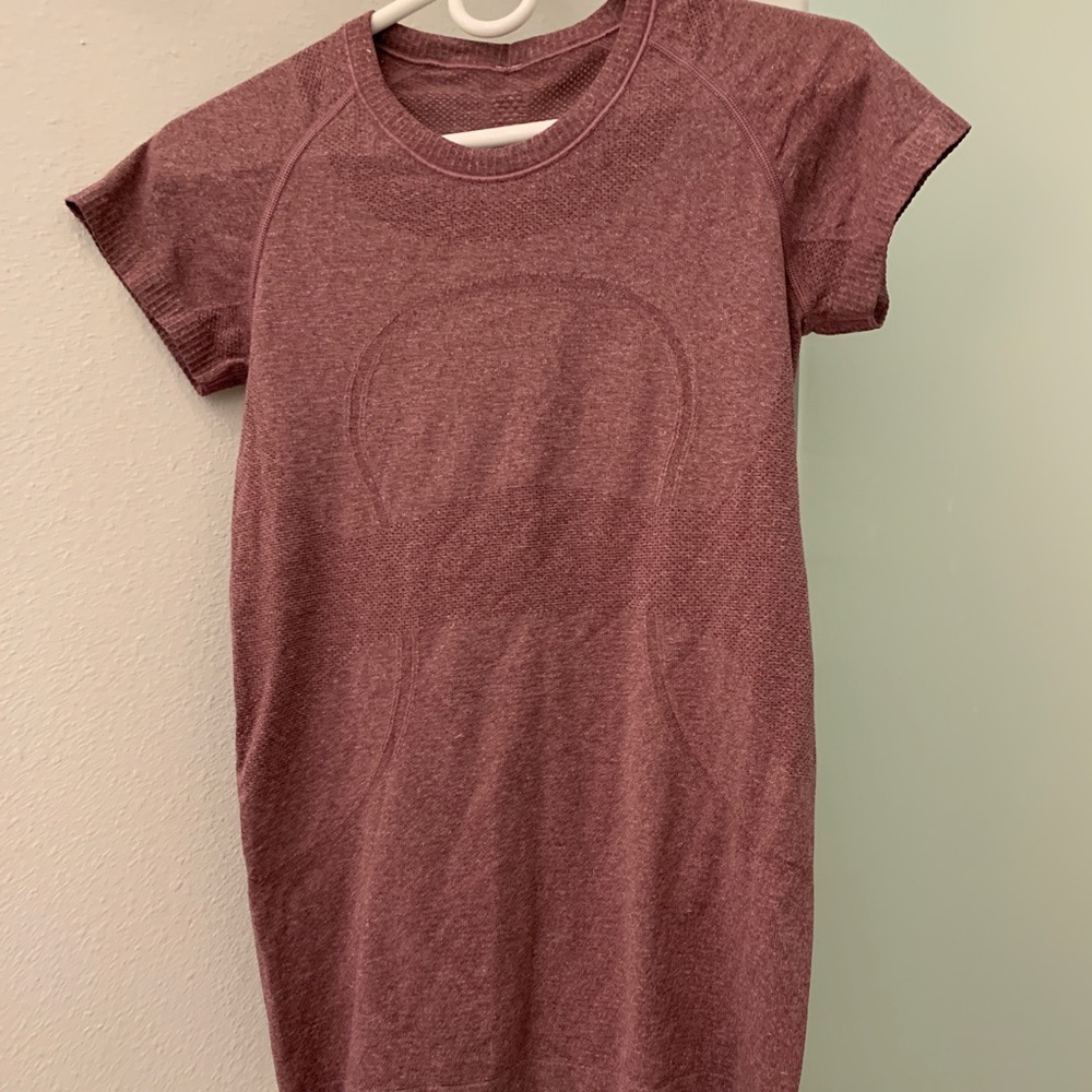 Lululemon Short Sleeve Tee